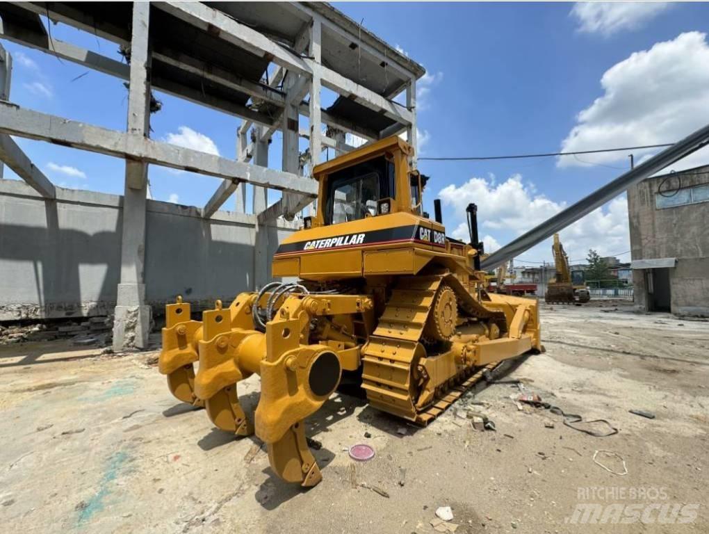 CAT D 8 R 履帶推土機