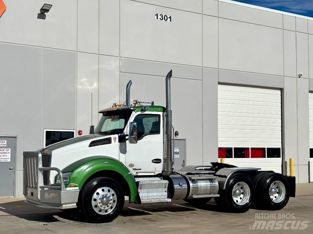 Kenworth T880 曳引機組件