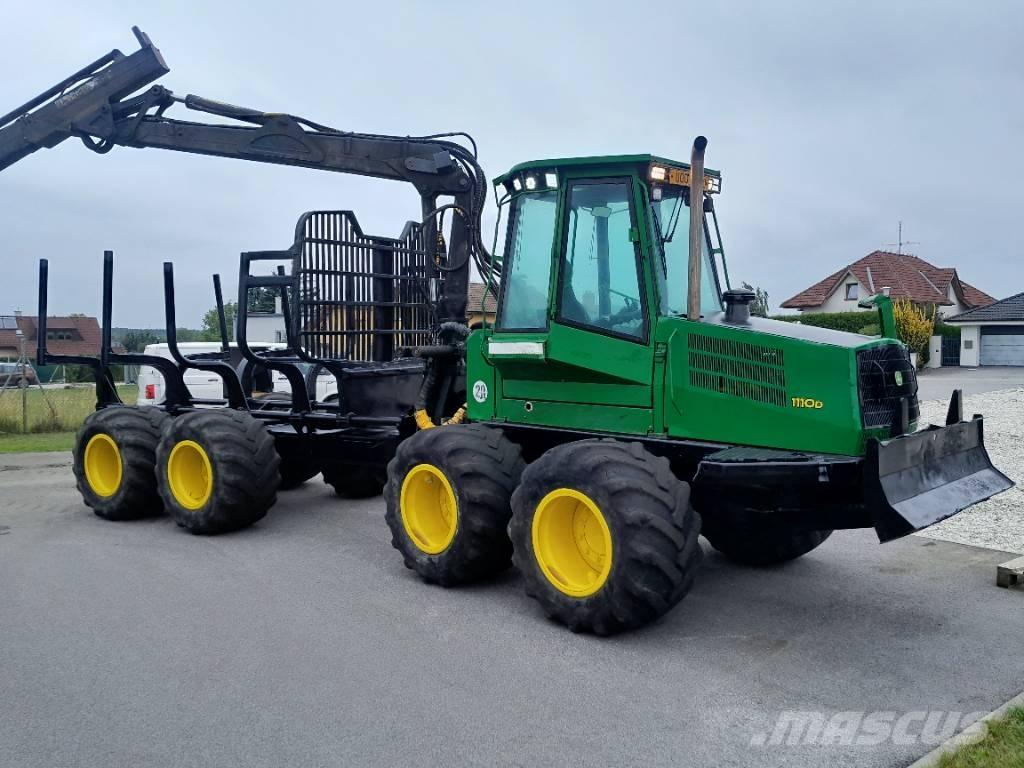 John Deere 1110 D 集運機