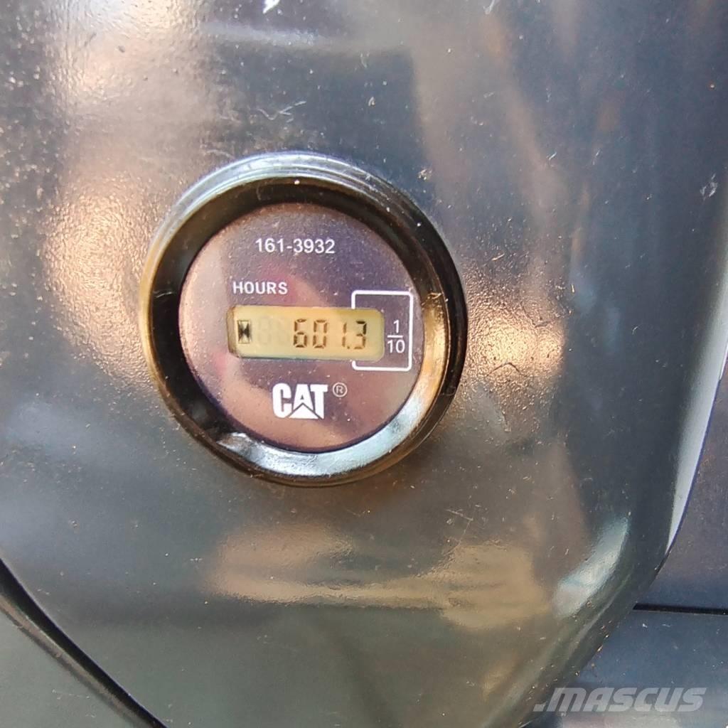 CAT 324 D L 履帶式 挖土機/掘鑿機/挖掘機