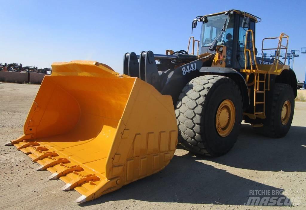 John Deere 844 J 輪胎式裝載機