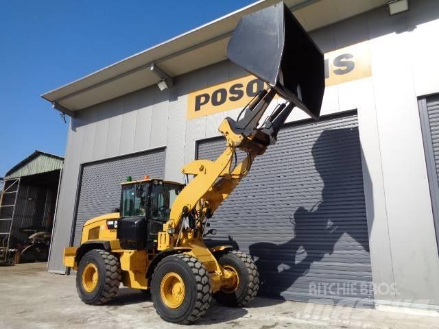 CAT 938M 輪胎式裝載機