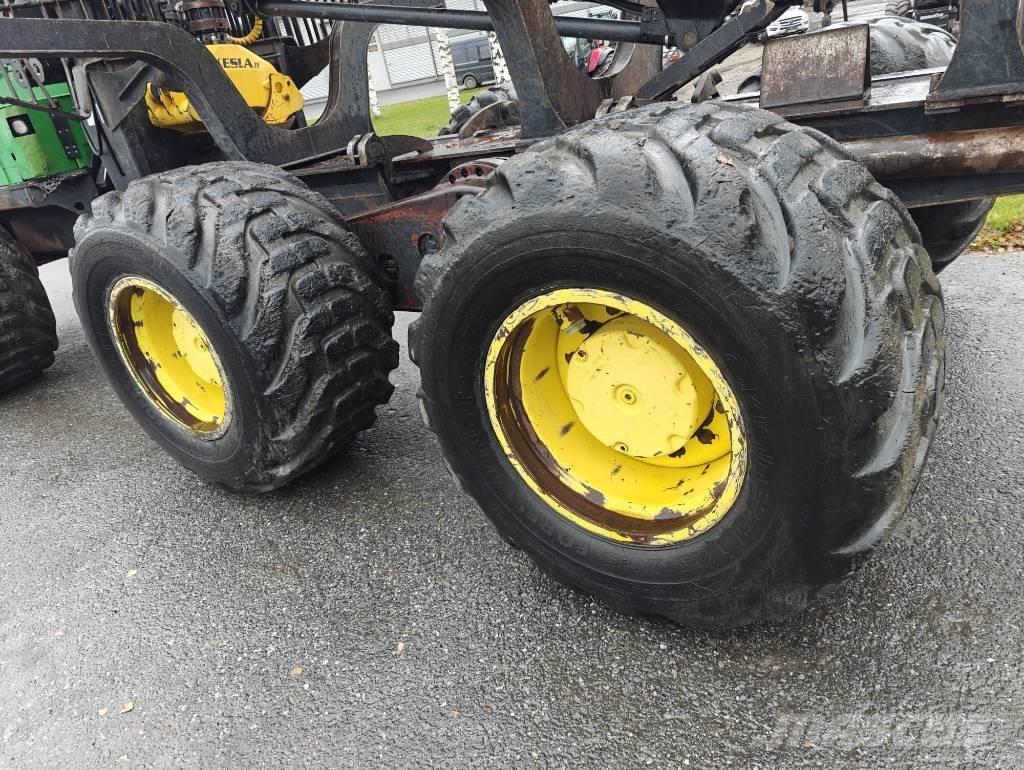 John Deere 1210 E 集運機