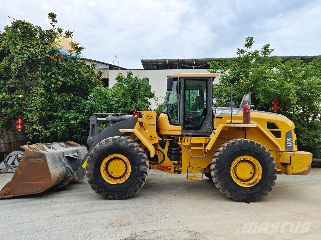 Volvo L 105 輪胎式裝載機