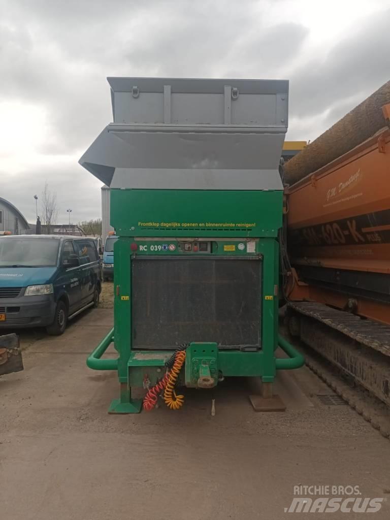Komptech Cribus 3800 移動式篩選機