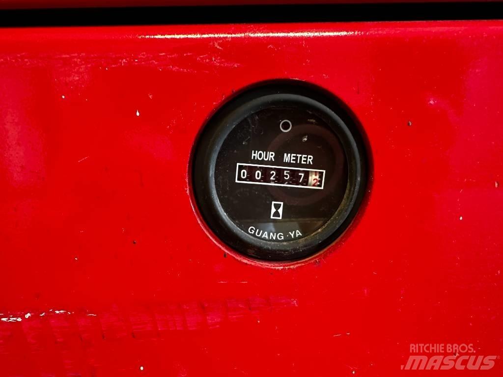 Magni ES 1412 E 剪式升降機