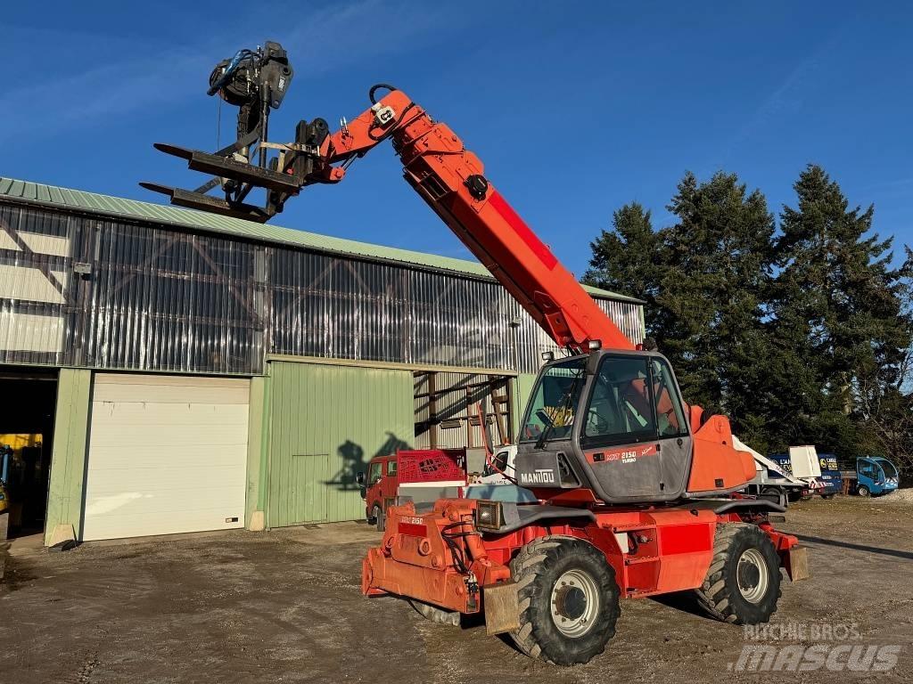 Manitou MRT 2150 M 伸縮臂操作車