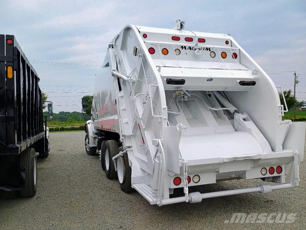 Freightliner M2 垃圾車