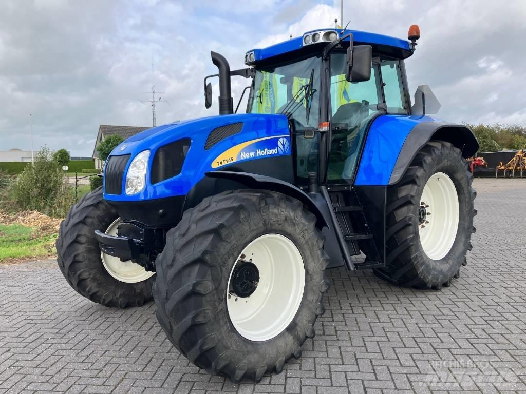 New Holland TVT 145 曳引機
