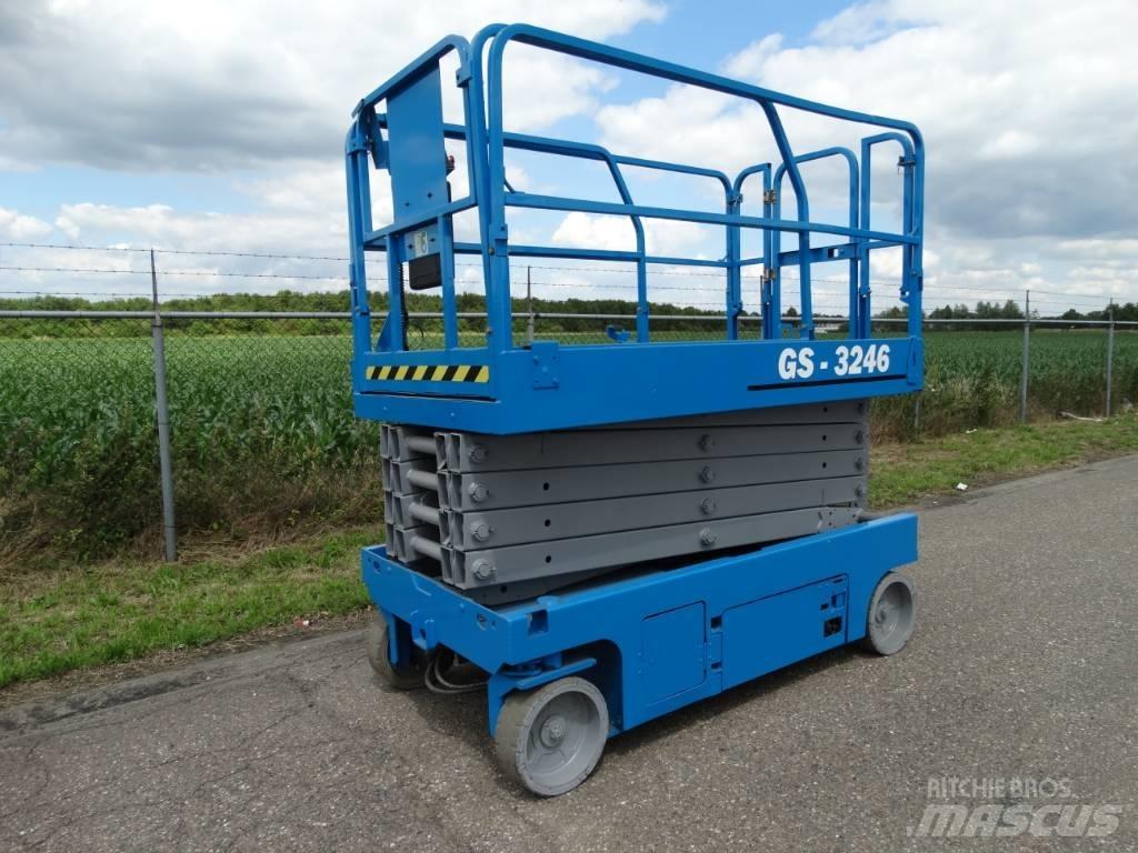 Genie GS 3246 剪式升降機