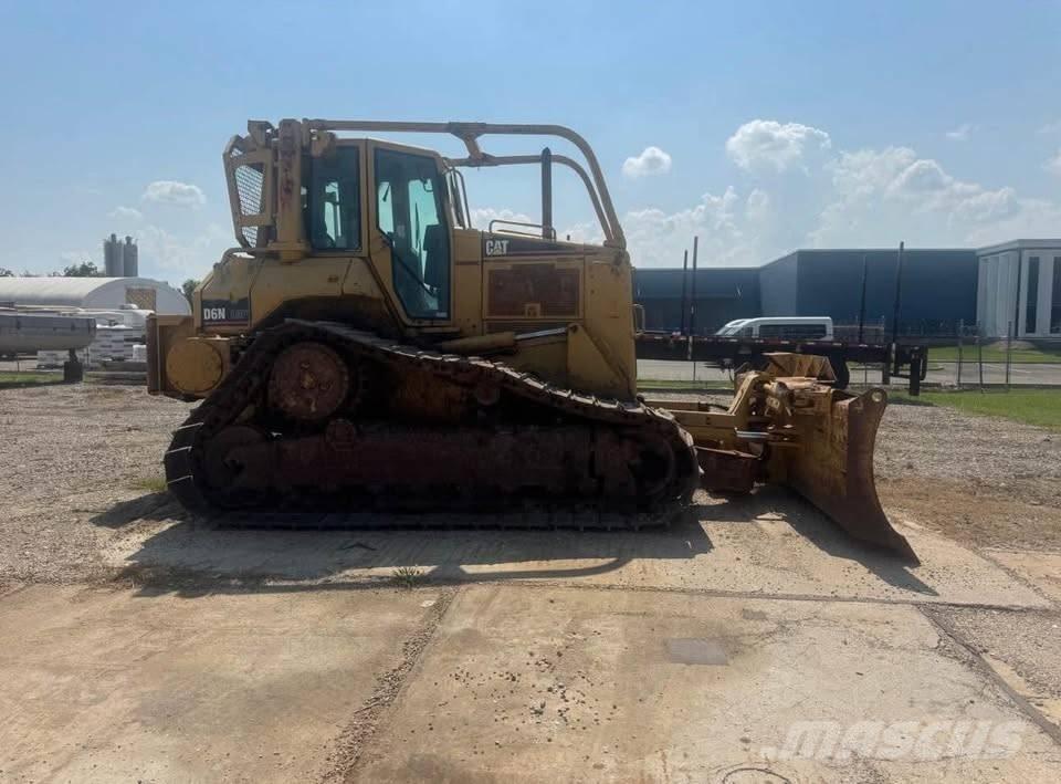 CAT D 6 N 履帶推土機