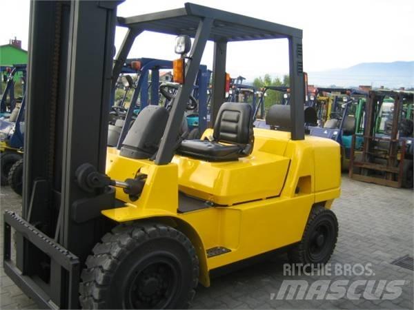 CAT DP50K 低架升降機
