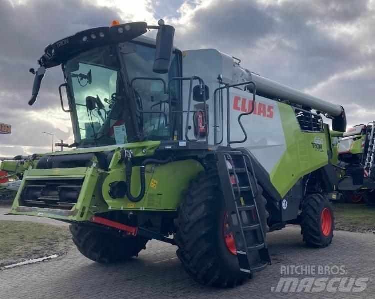CLAAS TRION 660 聯合收穫機