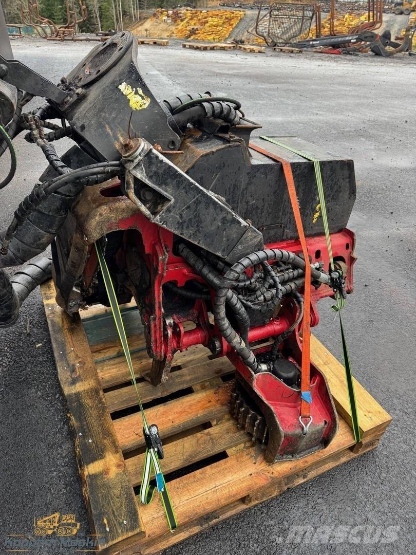 Waratah H413 收穫機頭