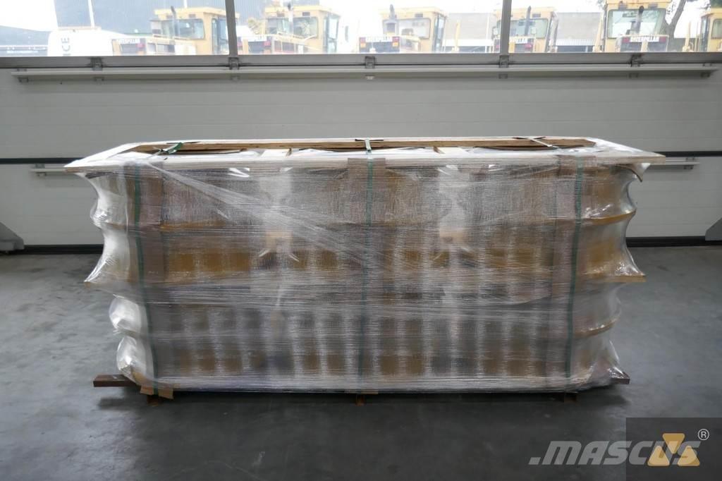 CAT 570-3854 輪胎、車輪和輪圈