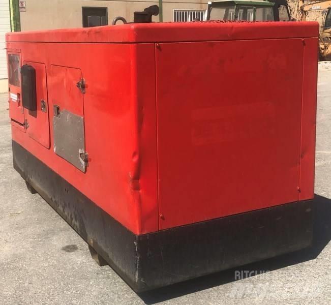 Himoinsa HIW 100 柴油發電機