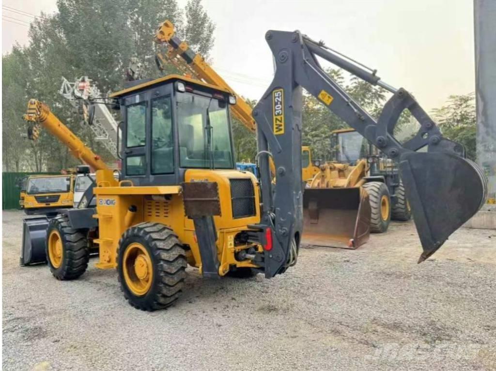 XCMG WZ 30-25 反鏟裝載機
