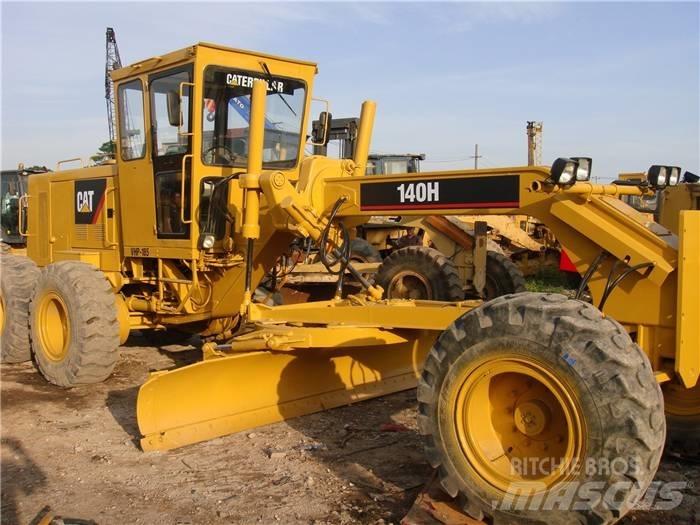 CAT 140 H 平土機