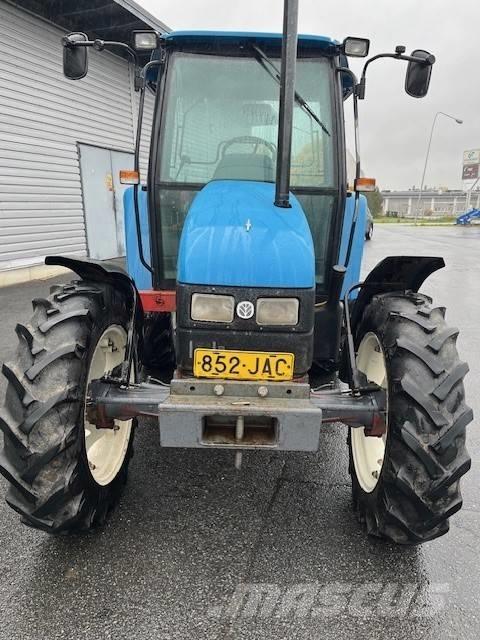 New Holland 5635 曳引機