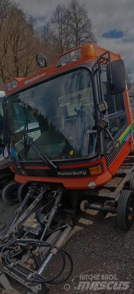 Kässbohrer PB 240 D 鏟雪車