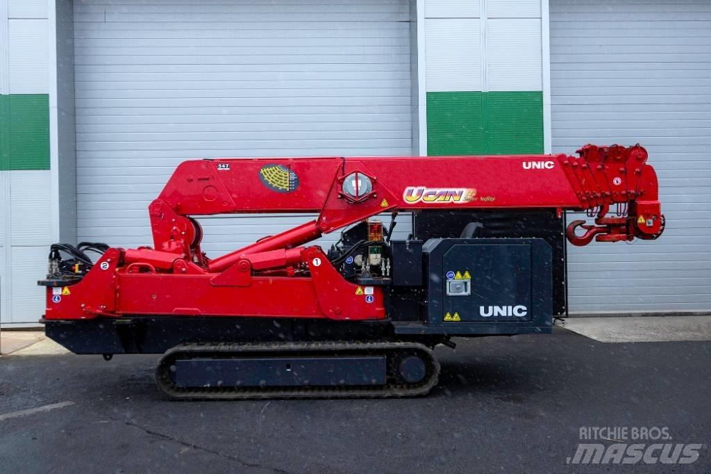 Unic URW-547 CDER 小型起重機