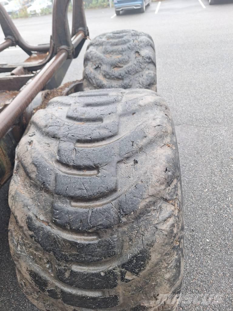 Timberjack 1010B 集運機