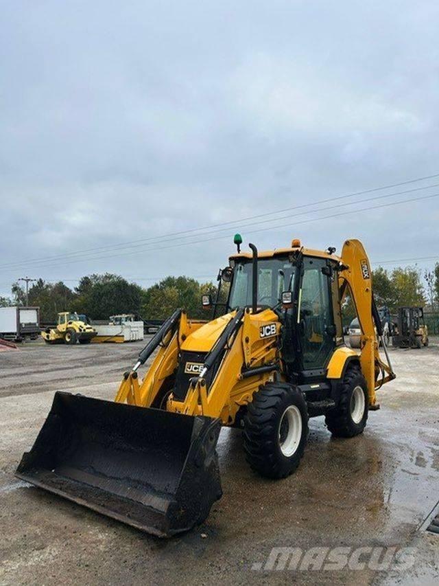 JCB 3CX Compact 反鏟裝載機