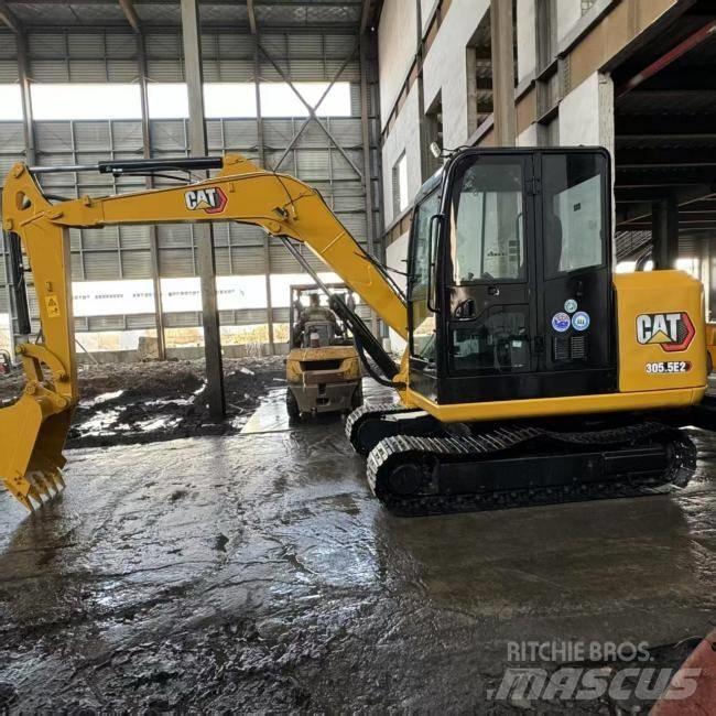 CAT 305.5 E 小型挖土機/掘鑿機<7t(小型挖掘機)