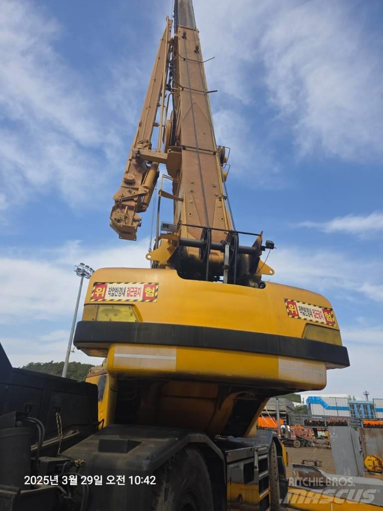 Kobelco RK 450 越野起重機