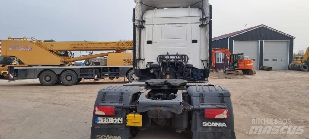 Scania R 450 曳引機組件