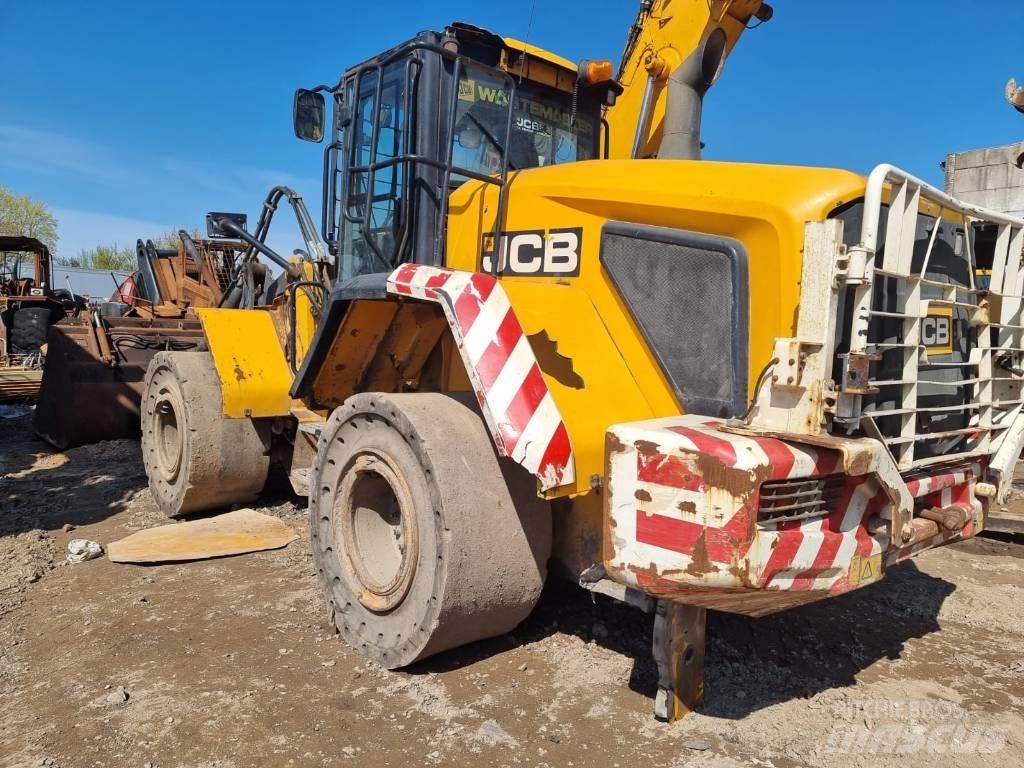 JCB 457 輪胎式裝載機