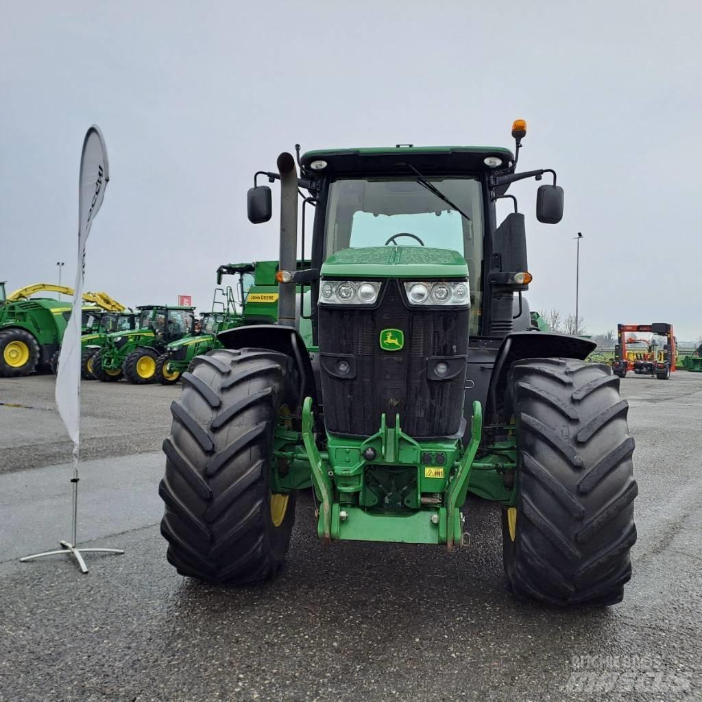 John Deere 7230 R 曳引機