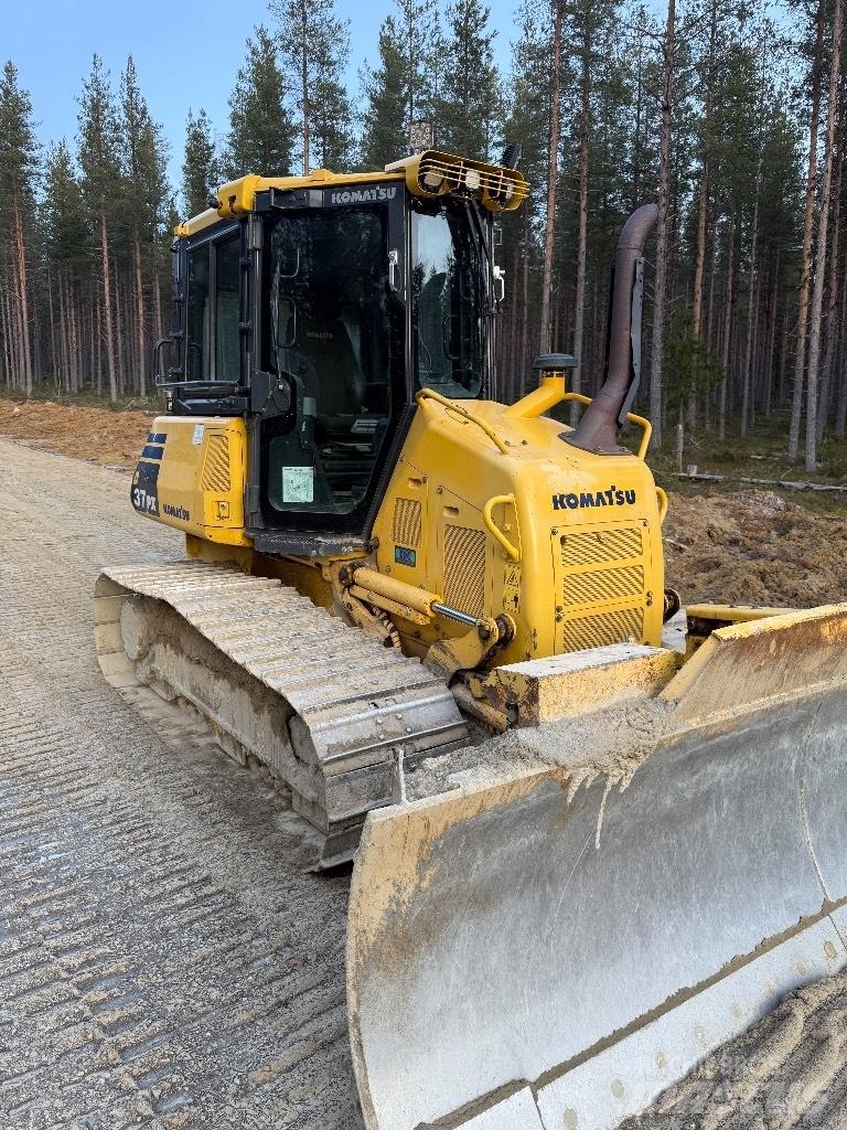 Komatsu D 37 PX-23 履帶推土機