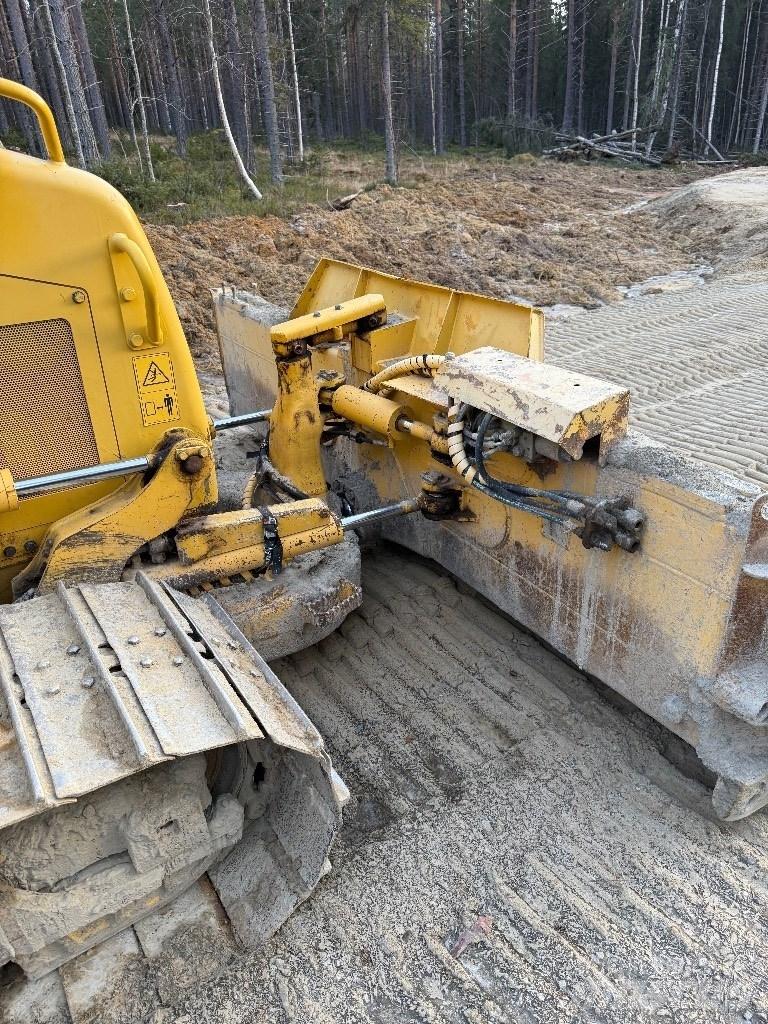 Komatsu D 37 PX-23 履帶推土機
