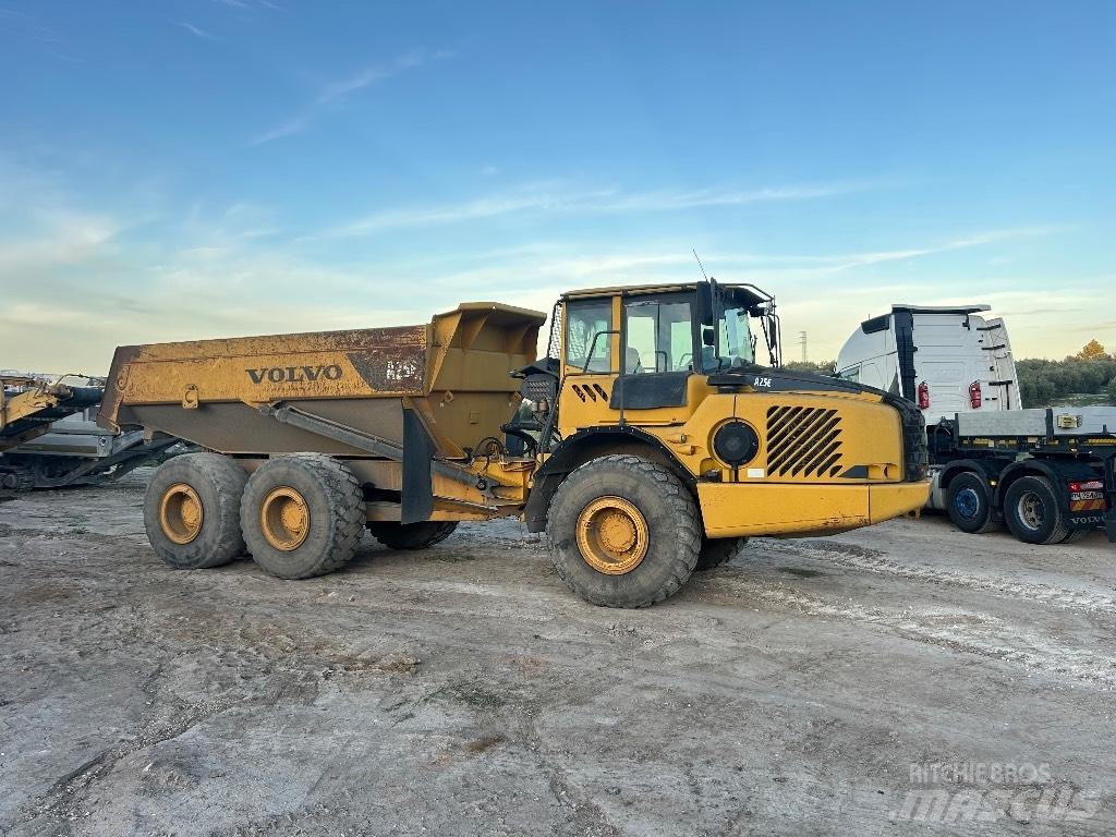 Volvo A 25 E 鉸接式起吊車