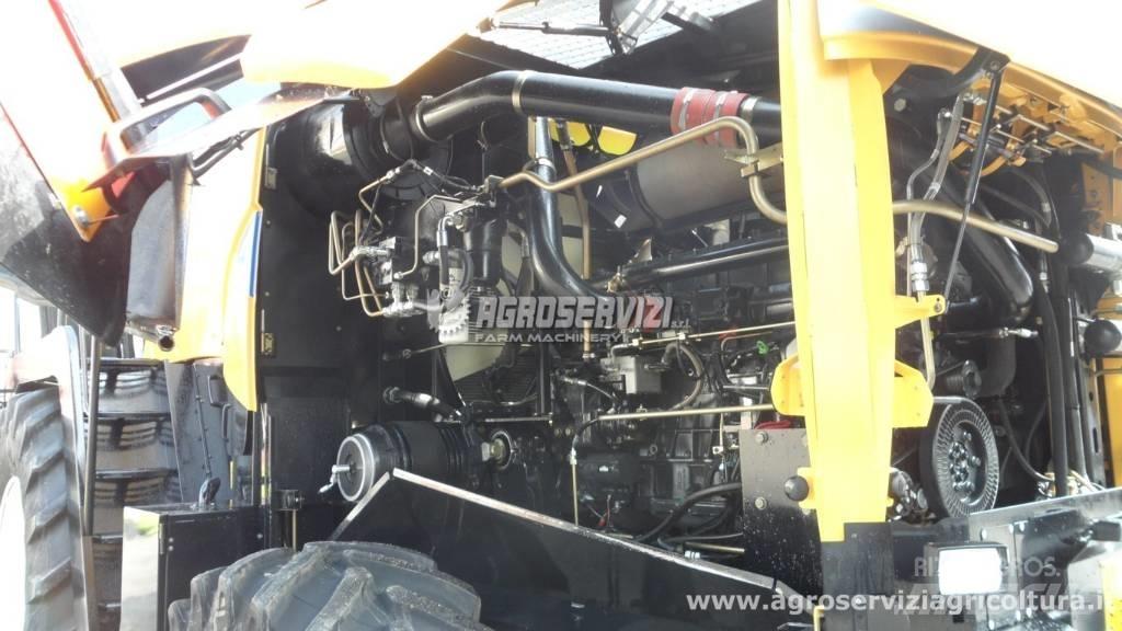 New Holland FR 9060 自走式飼料採集機