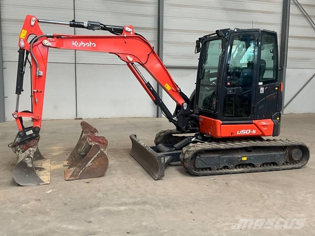 Kubota U 50-5 小型挖土機/掘鑿機<7t(小型挖掘機)