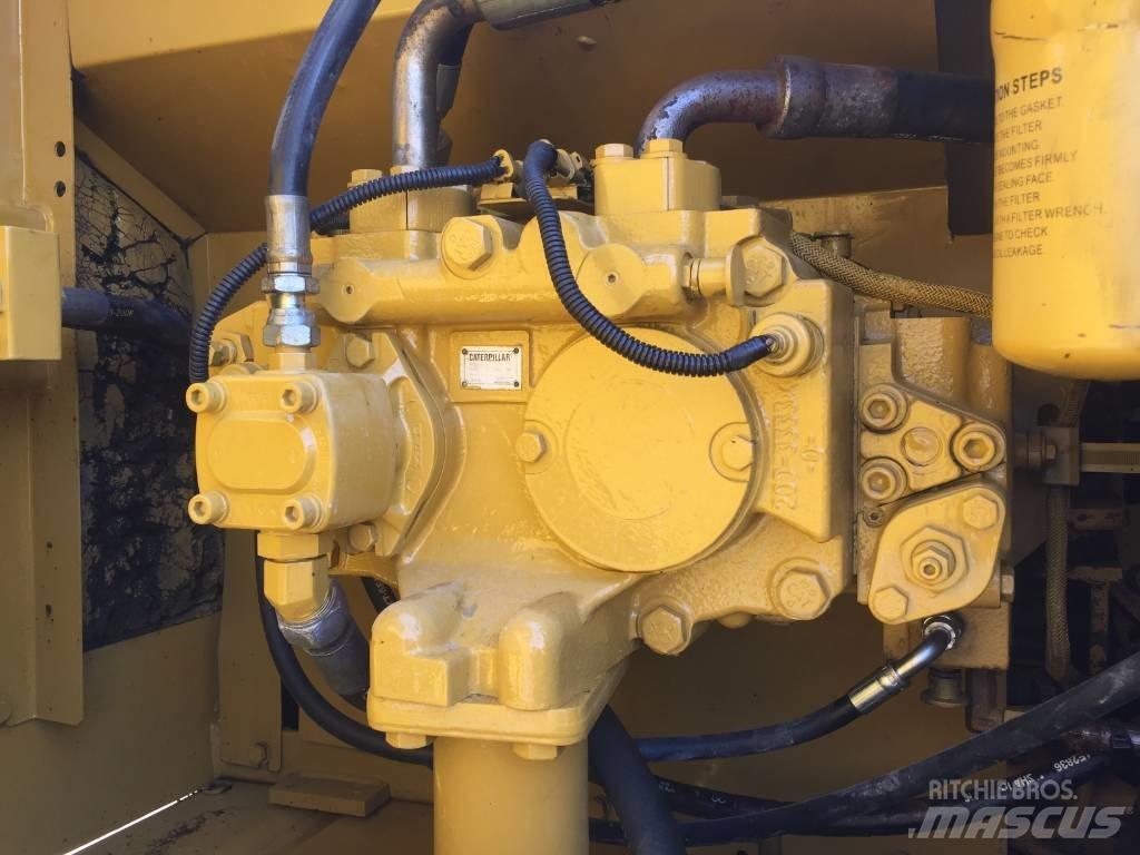 CAT 320 D 履帶式 挖土機/掘鑿機/挖掘機