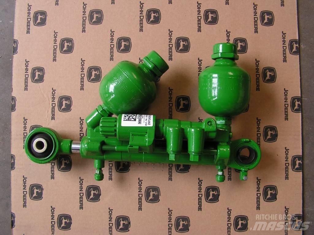 John Deere 6150 R 駕駛室與內部