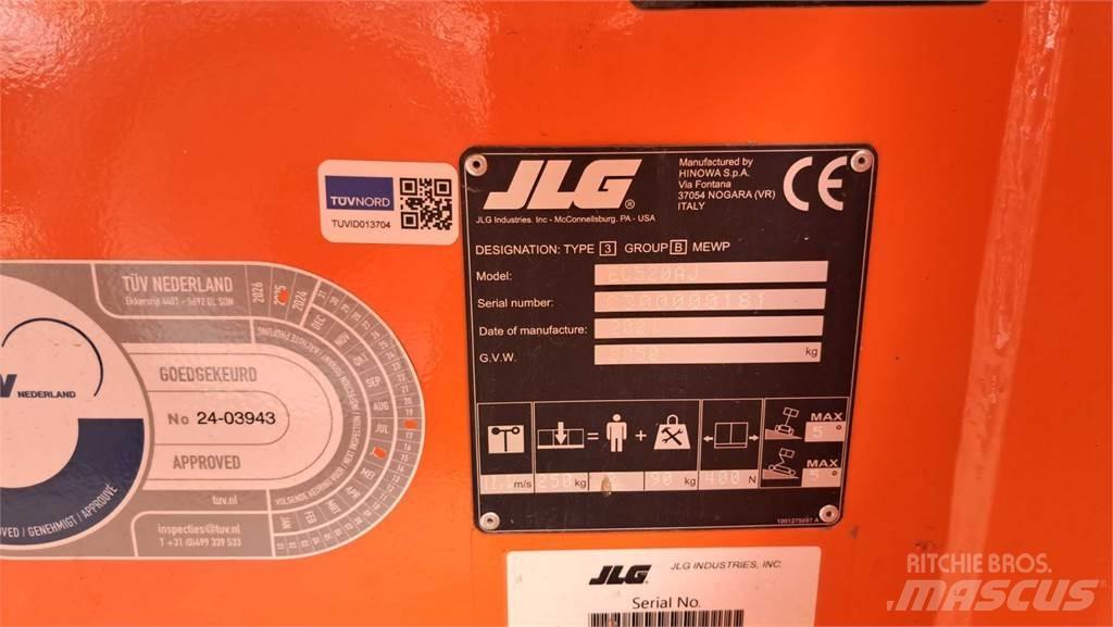 JLG EC520AJ 曲臂高空作業車