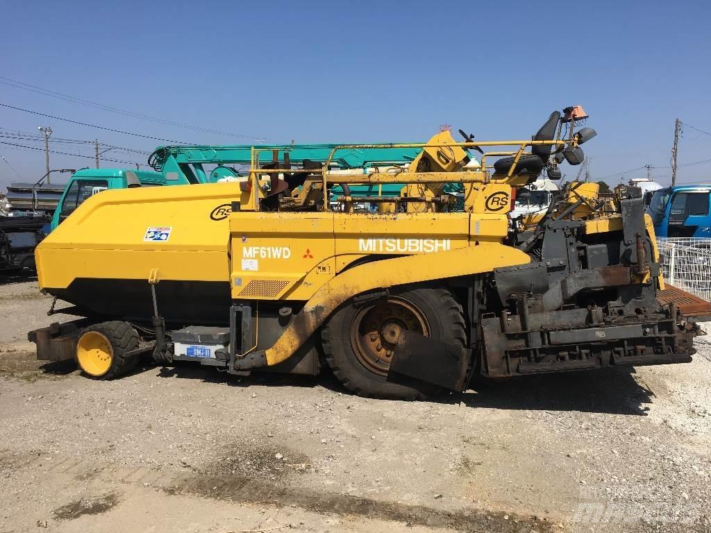 Mitsubishi MF61WD 瀝青攤舖機/鋪路機