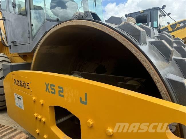 XCMG XS 223 J 單輪滾壓機