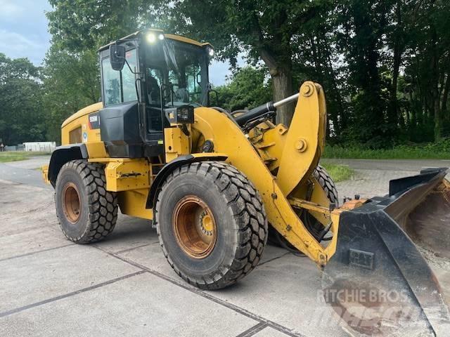 CAT 926 M 輪胎式裝載機