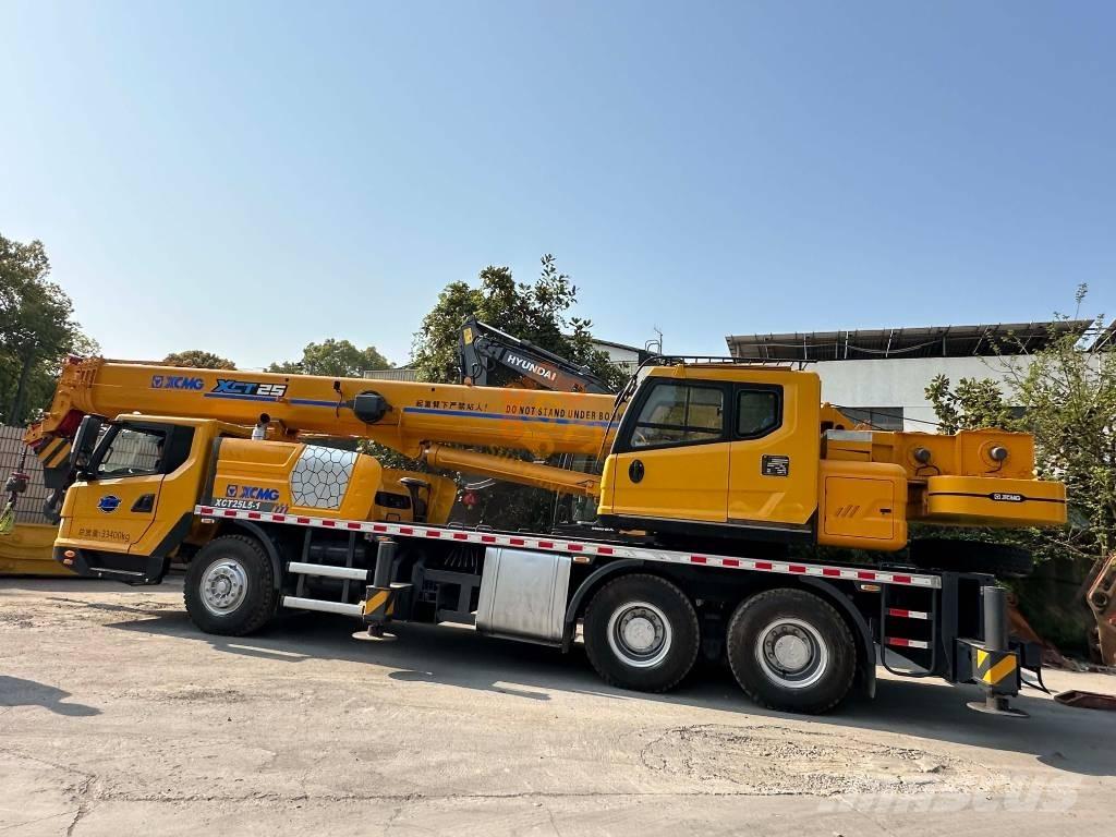 XCMG XCT 25 全路面起重機/吊車