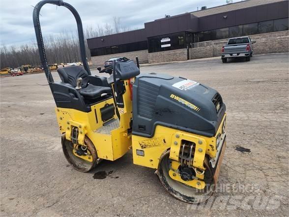 Bomag BW90AD-5 單輪滾壓機