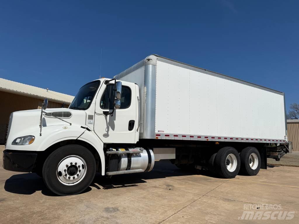 Freightliner M 106 貨箱式卡車
