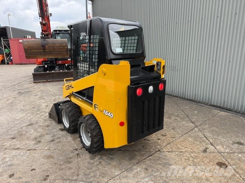 Gehl 1640 滑移轉向裝載機