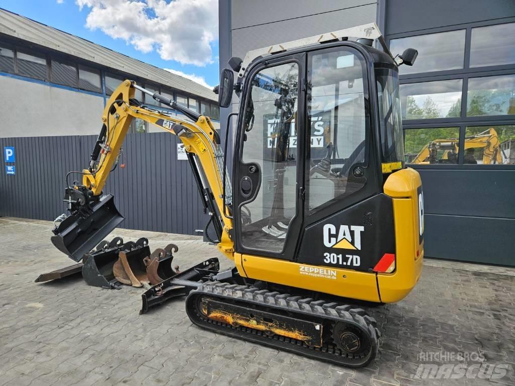 CAT 301.7 D 小型挖土機/掘鑿機<7t(小型挖掘機)