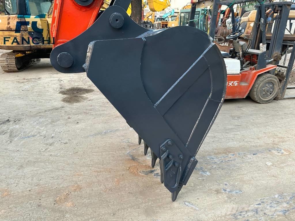 Doosan DX 225 LC 履帶式 挖土機/掘鑿機/挖掘機