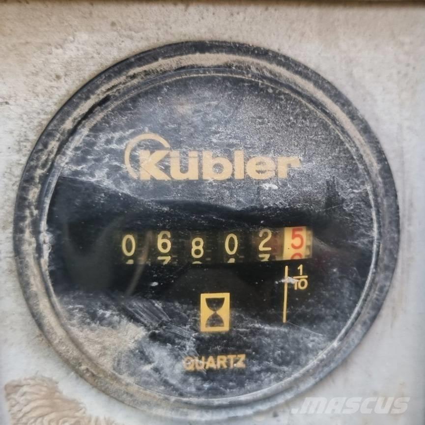 Klemm KR805-2 鑽井機